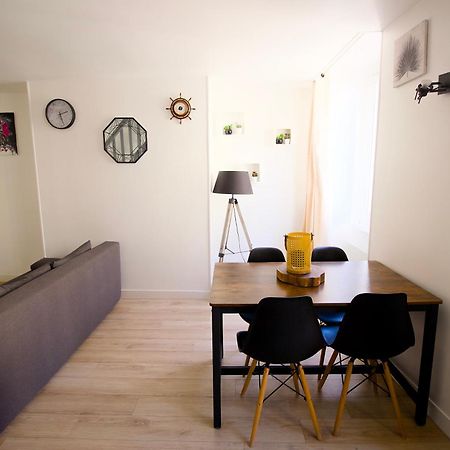 Triplex Lumineux A Cherbourg, Hyper Centre, 2 Pas Du Port & Vie Nocturne, Intendance Luxury Host Exterior photo